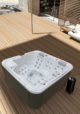 Weißes Outdoor Spa Whirlpool Acryl Spa Balboa System 54 Gesamtreaktoren