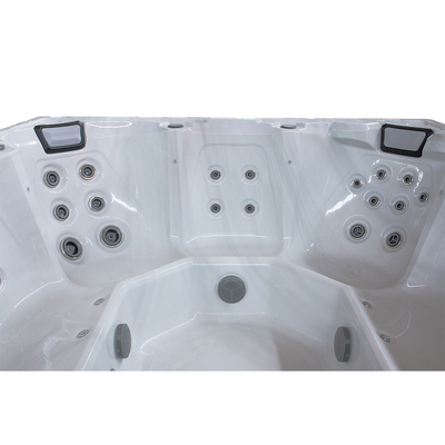 Immersives, rechteckiges Whirlpool für sechs Personen mit 16 Luftstrahlen und elektrischer Heizung
